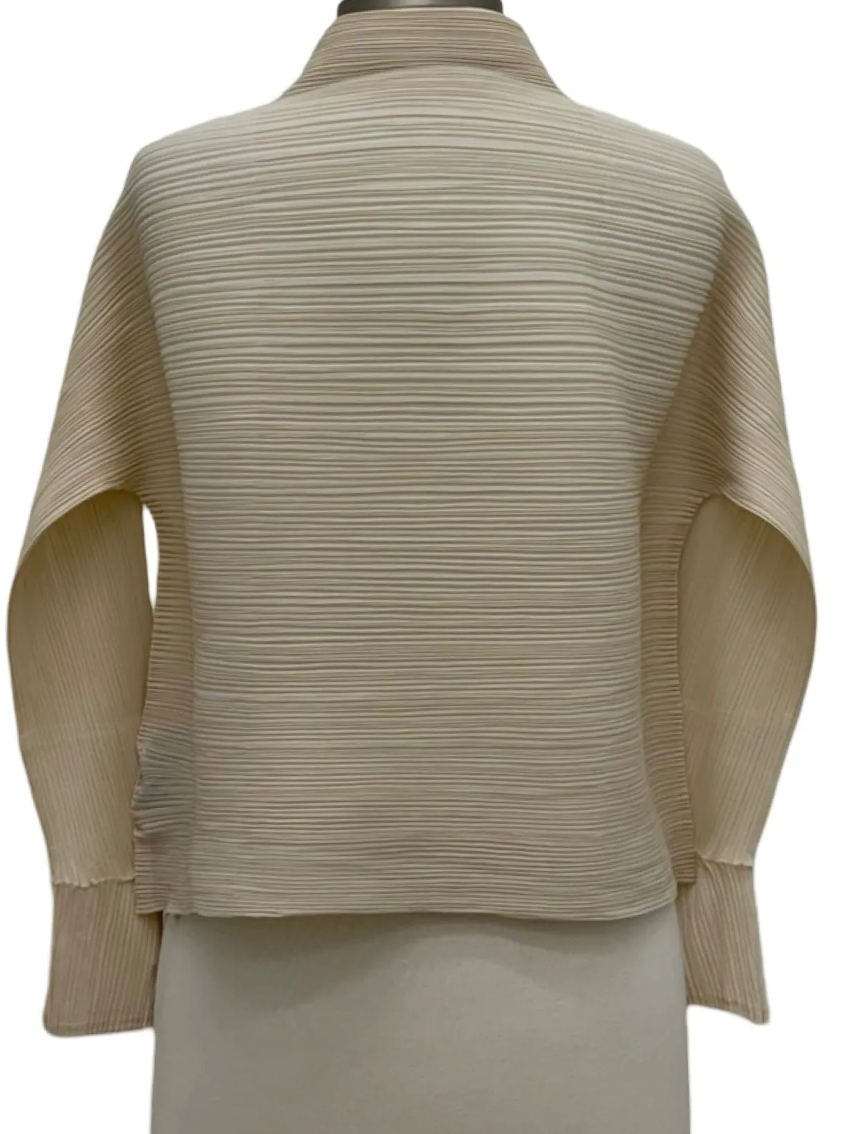Vanit  SHORT V NECK JACKET